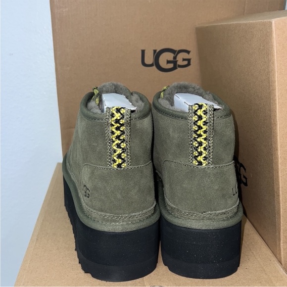 NEW IN BOX Ugg Neumel Heritage Platform Boots in Olive - Picture 5 of 9